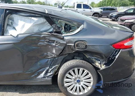 2016 Ford Fusion Hybrid Se from USA, damaged, VIN 3FA6P0LU6GR318211